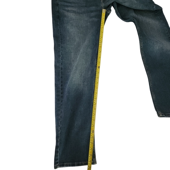 LEVI’S Signature Blue Straight Leg Jeans Classic Mid Wash w31/L30 - Picture 8 of 12